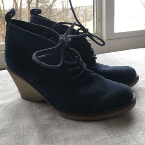 Kohl's Navy Suede Wedges